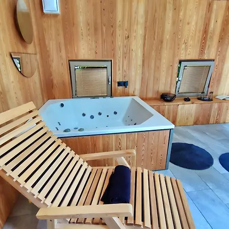 Vrba Mobile House By The Kolpa River Big Berry Holiday home *